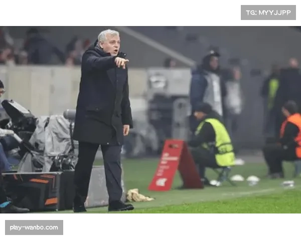 里尔欧联杯逆转晋级16强 双线作战体能分配成赛季关键