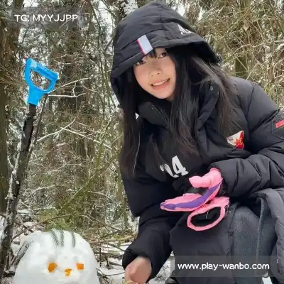劳麟非